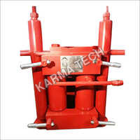 12 Mt Capacity Single Action Jacks - Color: Red