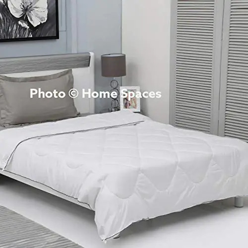 Ultra Soft Reversible Classic White Ac Comforter
