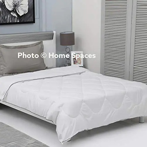 Ultra Soft Reversible Classic White Ac Comforter Size: Double Bed Sheet