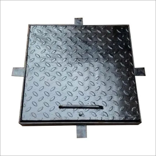 Cast Iron Square Earth Pit Cover - 300x300 / 600x600 Size Grey Color 5 mm to 10 mm Wall Thickness Heavy Load Capacity Industrial Application