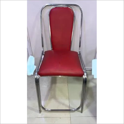 Red Banquate Chair