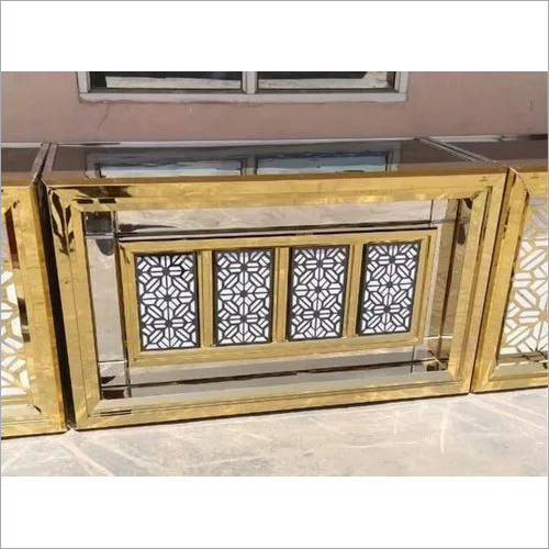 Brown Catering Counter For Food