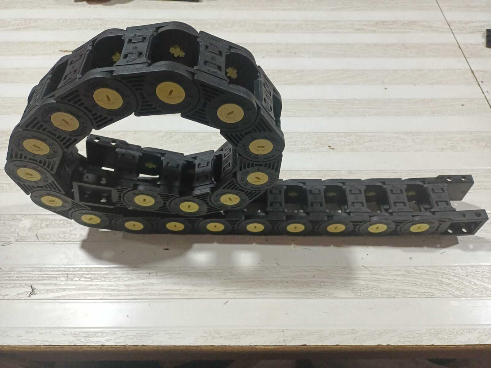 Black Plastic Cable Drag Chain