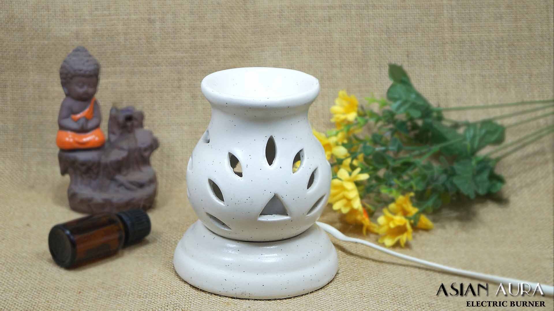 Asian Aura Ceramic Aromatic Oil Diffuser with 2 oil bottles AAEB 004-W