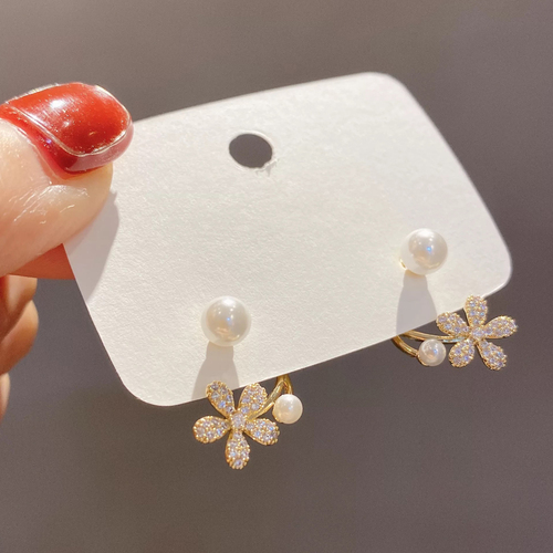 Vembley Korean Diamond Flower Pearl Stud Earrings For Women And Girls 2 Pcs/Set Size: Onesize