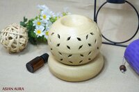 Asian Aura Ceramic Aromatic Oil Diffuser with 2 oil bottles AAEB 0016-B