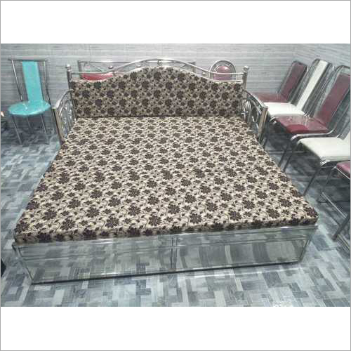 Steel Sofa Cum Bed Dimension(L*W*H): 6X6 Feet Foot (Ft)