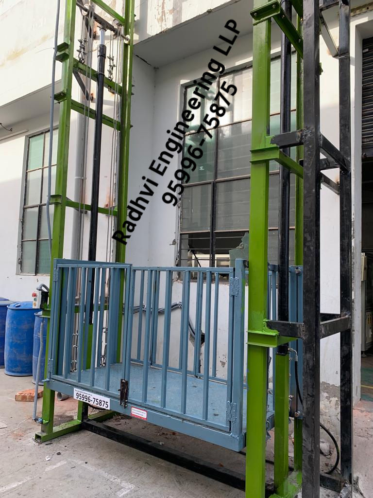 Goods Lift 500 kg/ 1000 kg/ 1500 kg /2000 kg