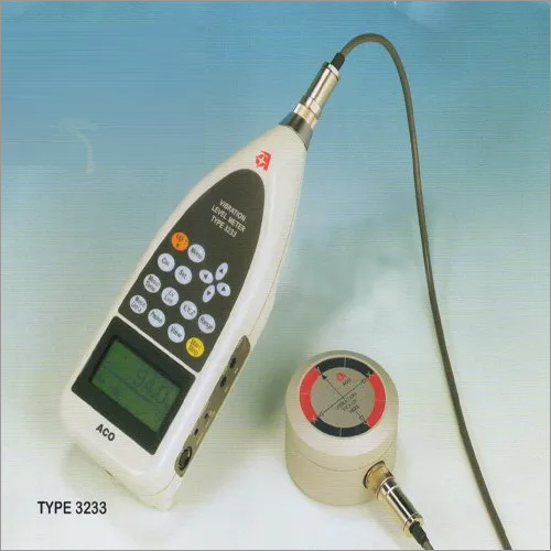 White Model 3233 Vibration Level Meter