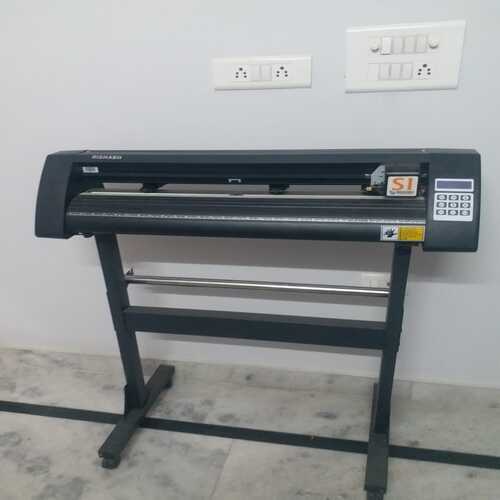 SI 721 Cutting Plotter (800mm) at Rs 15500