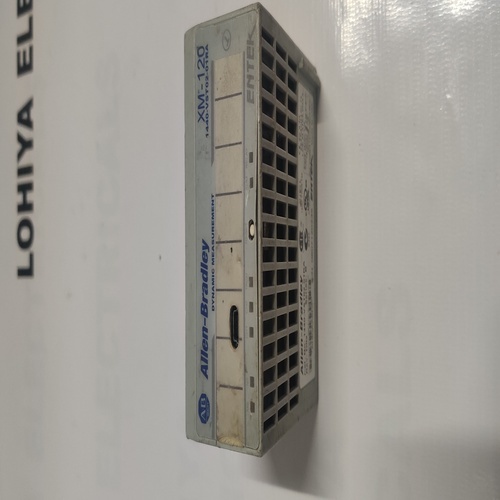 ALLEN BRADLY XM-120 1440-VST02-01RA DYNAMIC MEASUREMENT MODULE.