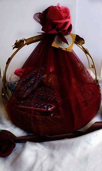 Metal Wire Diwali Gifting Basket Round Shape