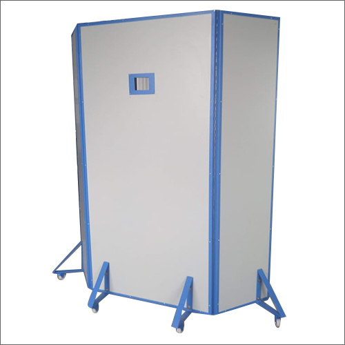 Three Panel X Ray Lead Barrier Light Source: No