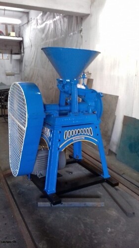 Turmeric grinding machine