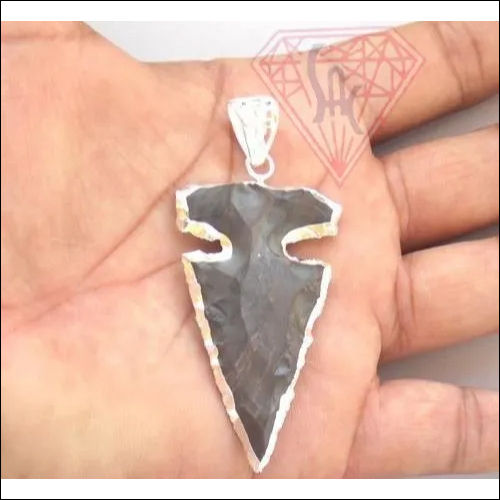 Gemstone Pendant Arrowhead