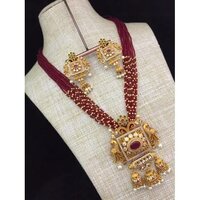 Elite Moti Mala Ad Pendal Jewellery Set
