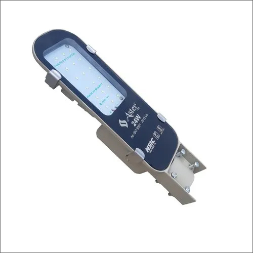 24W LED Street Light - Aluminium Die Cast, 130 Lm/W, 12V DC, IP65 Rating, 6500K Color Temperature, Outdoor Usage, CE Certified, Warranty Included