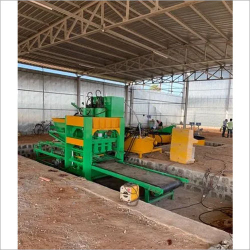 Green And Yellow Top Press Fly Ash Brick Machine