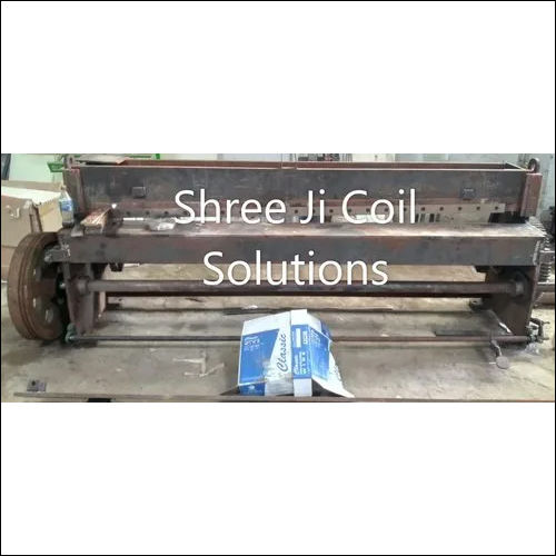 Gray Mechanical Shearing Machine