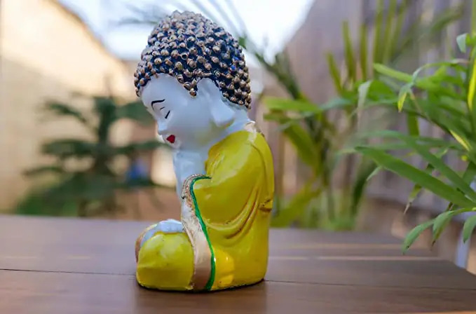 Sitting Buddha Statue