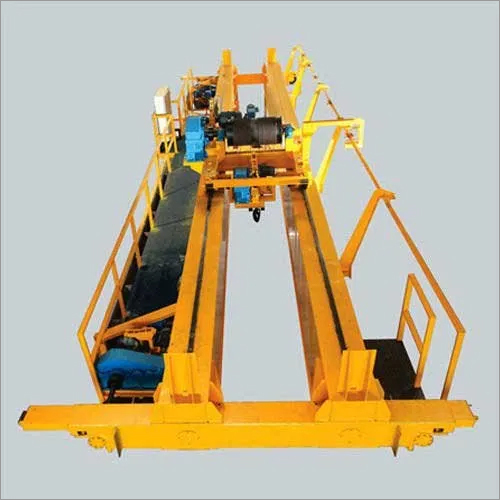 Double Girder EOT Crane - Mild Steel Construction 20-40 Ft Lifting Height 5-10 Ton Loading Capacity Industrial Use New Yellow Finish