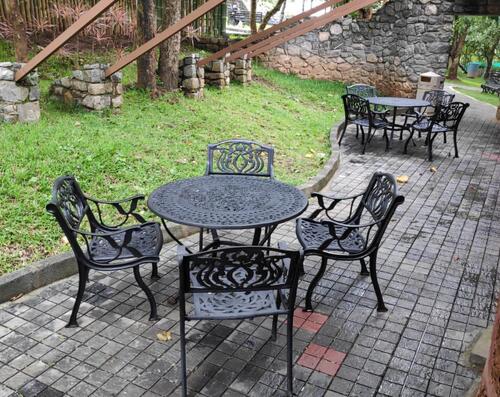 Garden Bench Manufacturer in Thoothukudi