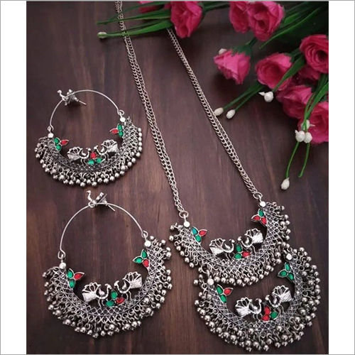 Ladies Necklace Set