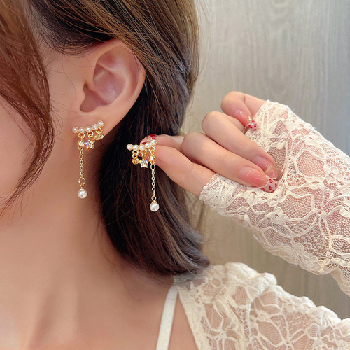 Vembley Korean Five-pointed Pearl Star Tassel Stud Earrings For Women And Girls 2 Pcs/Set