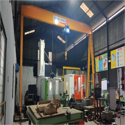 Single Beam Goliath Crane Application: Outdoor Yard