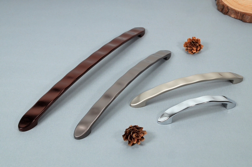 520 CABINET HANDLE