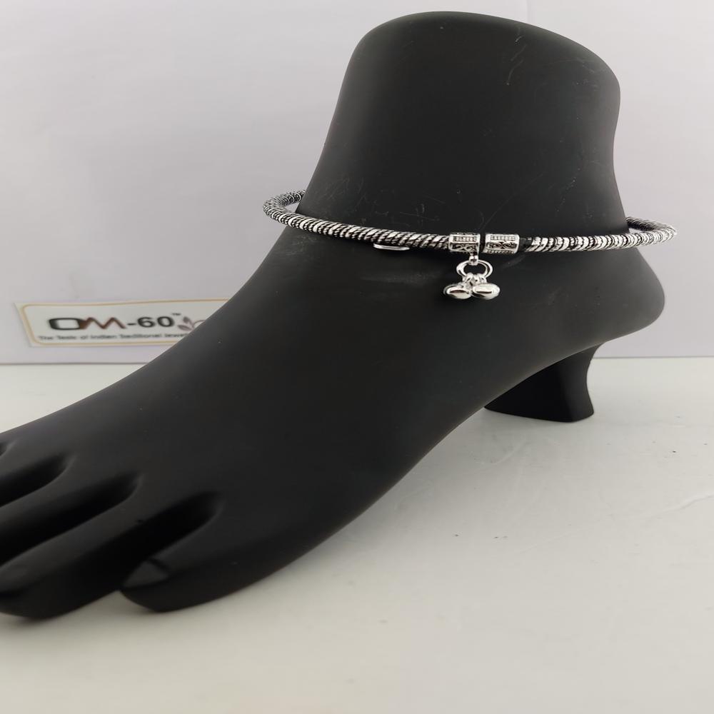 Silver Unique Fancy Payal - 100-300g Weight, Size 10/10.5, Silver Color | Casual Wear, Women's Jewelry For Anniversary, Engagement, Or Wedding