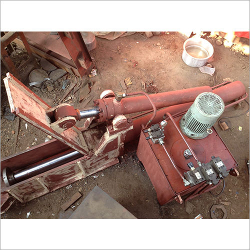 Brown Hydraulic Scrap Bundle Making Machine