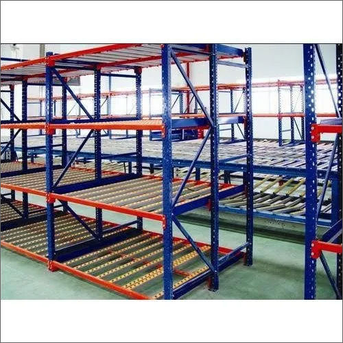 Heavy Pallet Rack Application: Market Shops