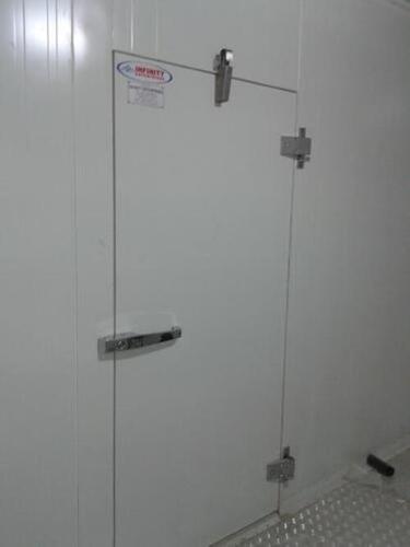 Flush type door