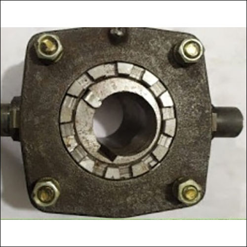 Wobble Bearing Housing Application: Machine Parts