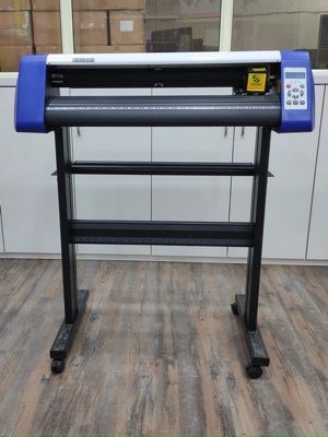 Goldcut cutting plotter at Rs 28000