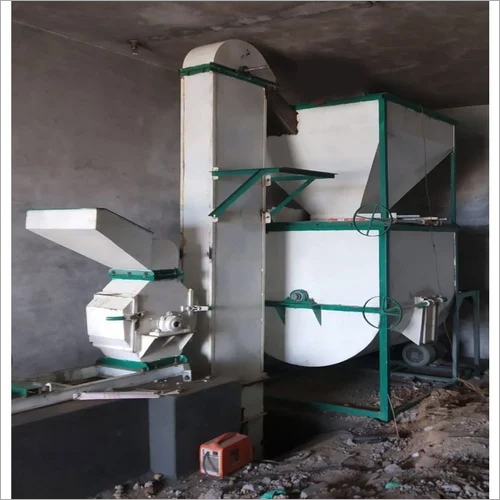 Semi-Automatic Cattle Feed Plant - Mild Steel Material , 500 kg Weight, 440 Volt Electric Drive, Human Machine Interface Control, White Color