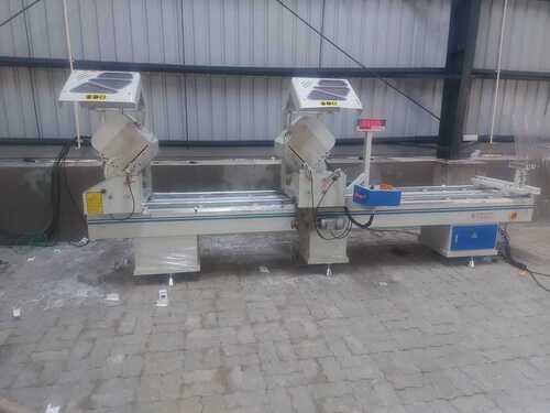 Double head cutting machine aluminium cum