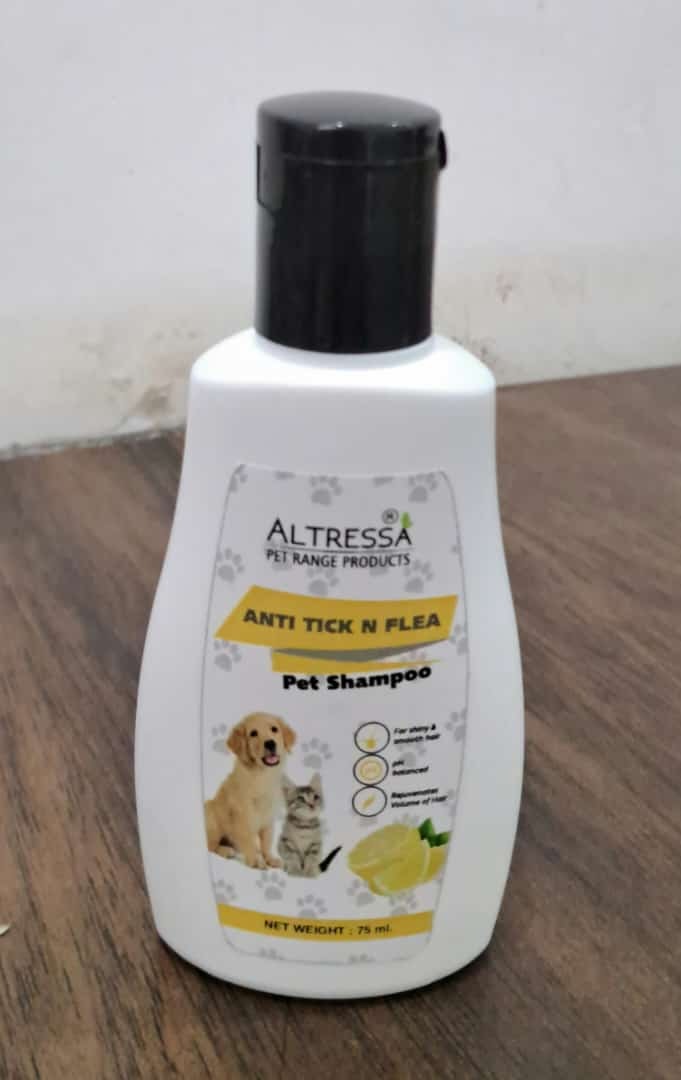 pet shampoo