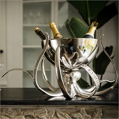 Silver Octopus Stand With Bowl