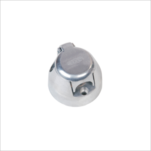 8000 Series 7 Pin Metal (Alu) Socket 12V