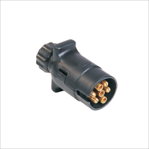 8000 Series 7 Pin PVC Plug 12V