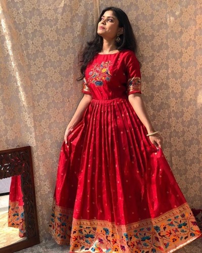 Women Banarasi Silk Jacquard Gowns...