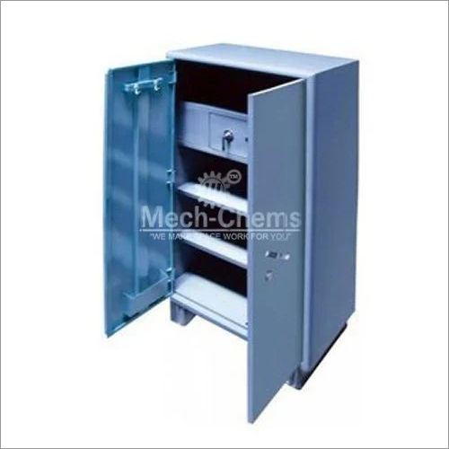 MIEC-005 Minor Steel Cupboard