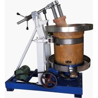Semi-automatic Wooden Marachekku Oil Extraction Machinery