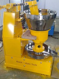 सेमी-ऑटोमैटिक मराचेक्कू ऑयल मिल मशीनरी