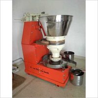 Chekku Oil Extraction Machine - Casting And Steel Materials, 3x6x5 Feet Dimensions, 440 Power | 15 To 20kg Capacity, Automatic Control System, Human Machine Interface