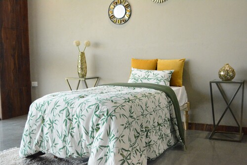 BAMBOO GROOVE - BASIL PRINTED COTTON QUILT