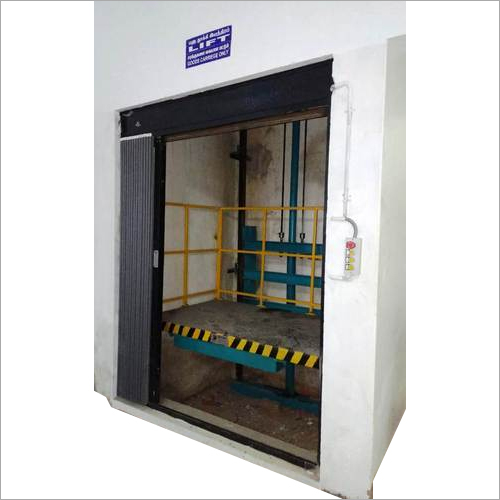 Hydraulic Goods Lift