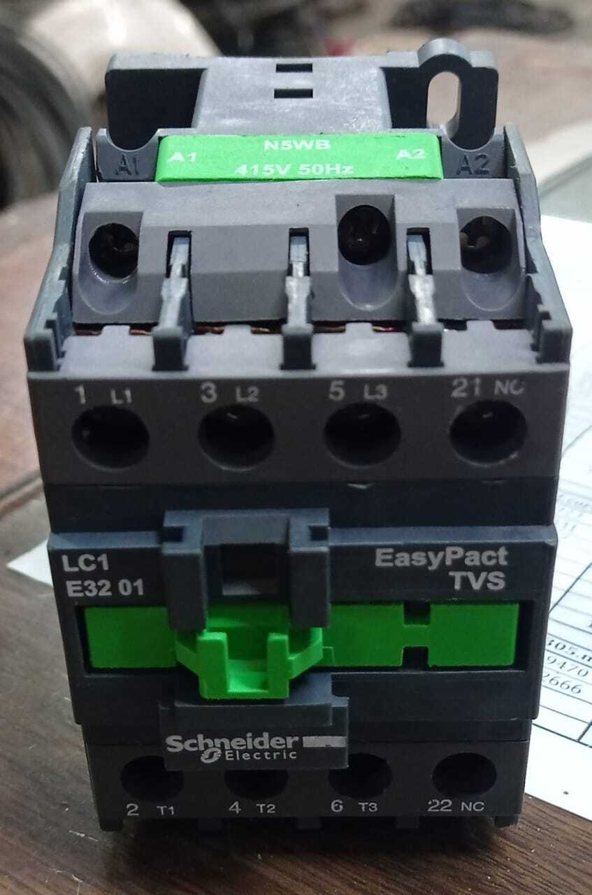 SCHNEIDER LC1E 32 CONTACTOR